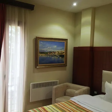 Hotell 5 3*