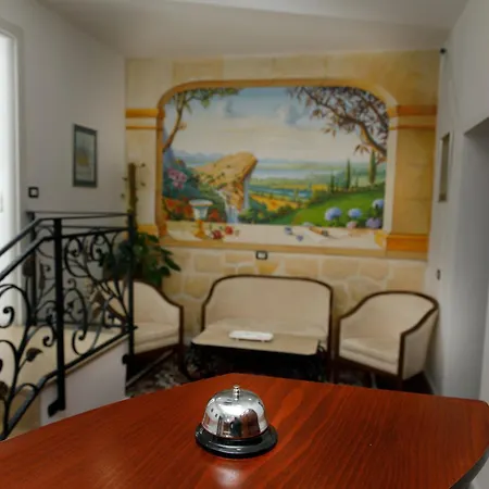 5 Hotell Tirana