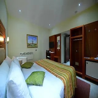 5 Hotell 3*