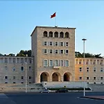 5 Szálloda Tirana