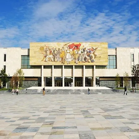5 Szálloda Tirana