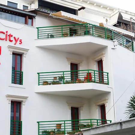5 3* Tirana